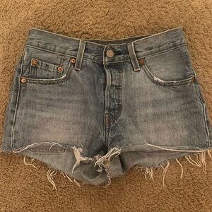 501 Levi Shorts